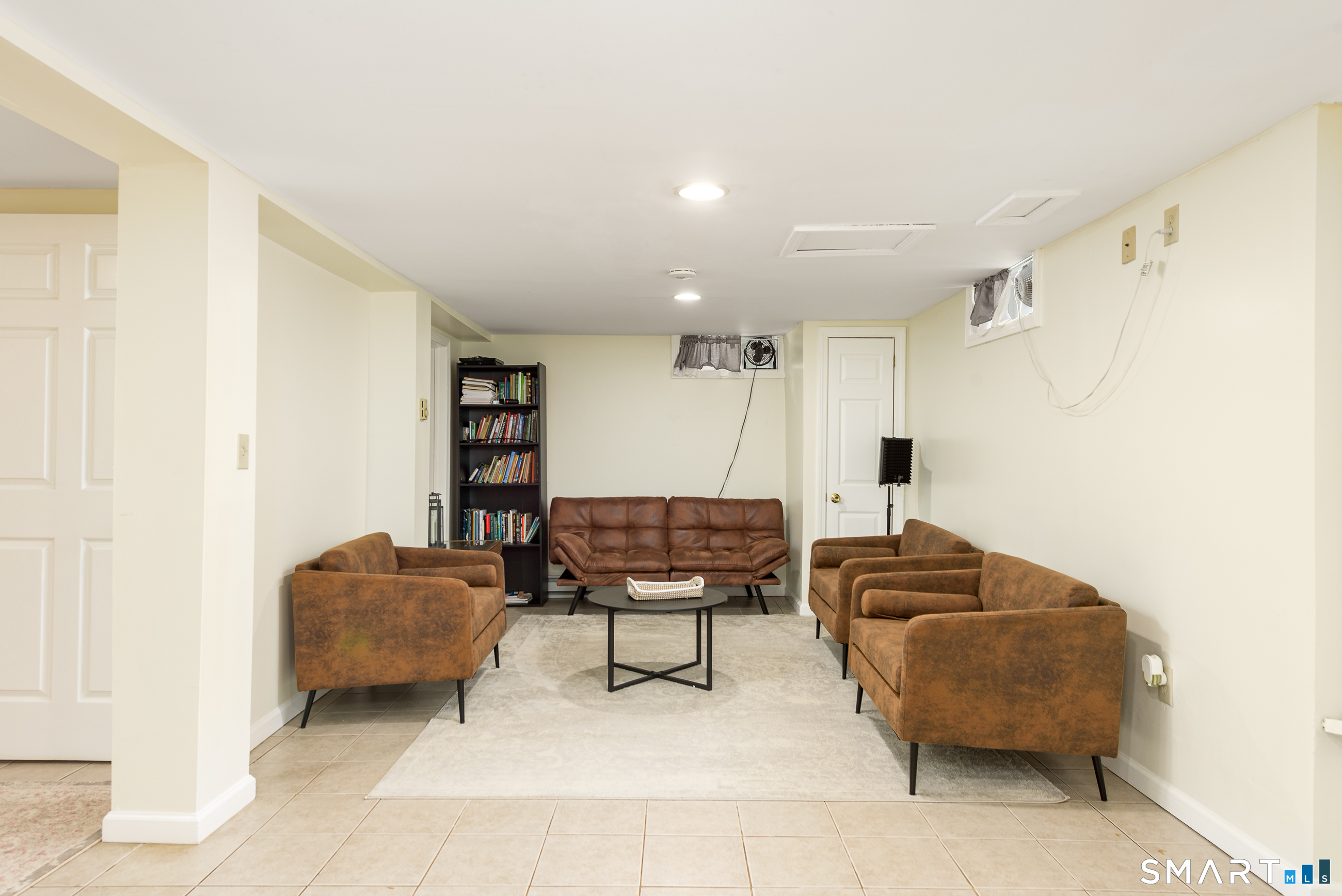 31 Winthrop Road Windsor CT 06095