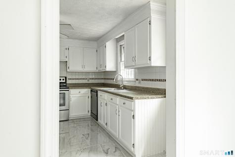 31 Winthrop Road Windsor CT 06095