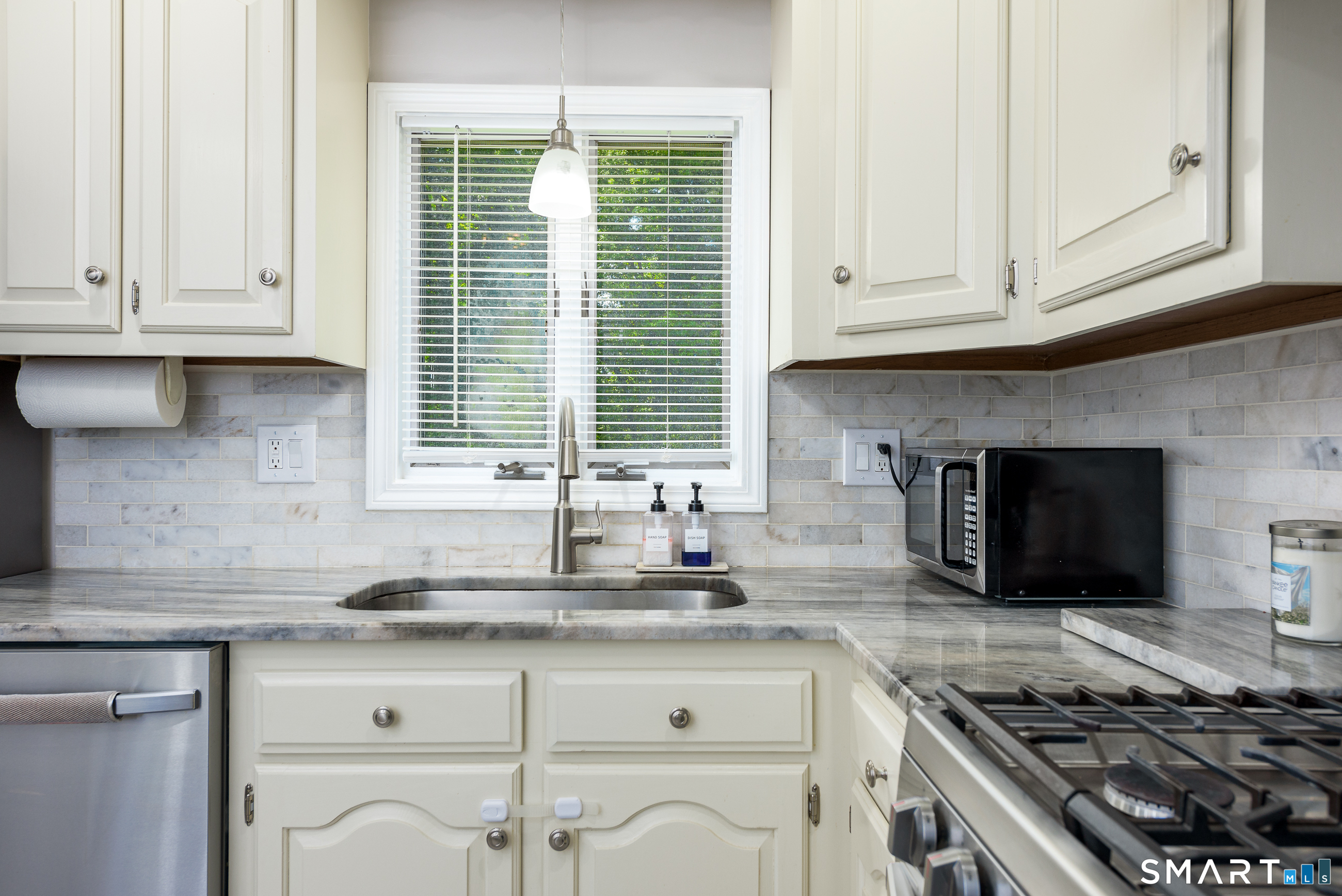 31 Winthrop Road Windsor CT 06095