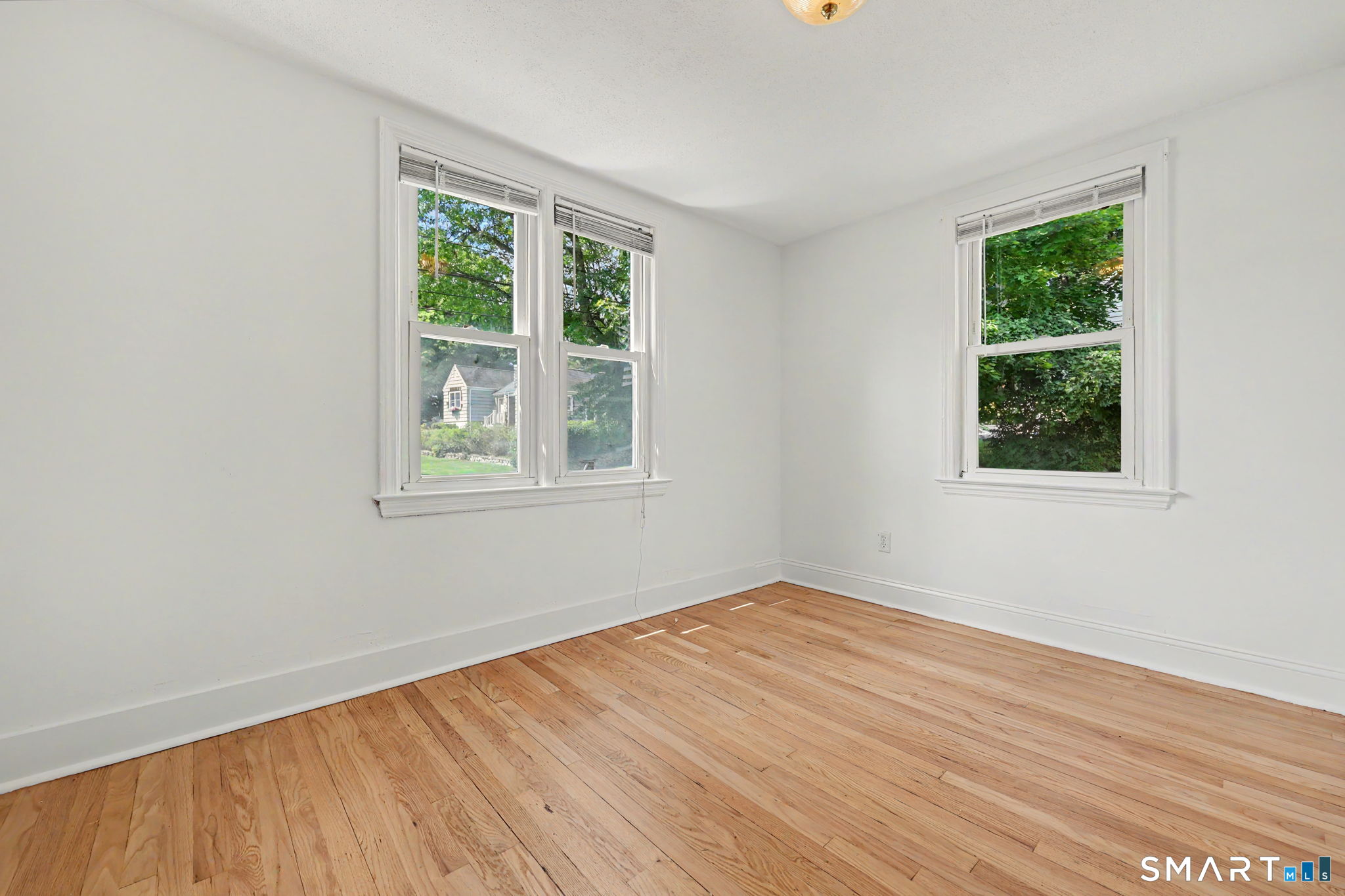 18 Buttonball Trail Norwalk CT 06851