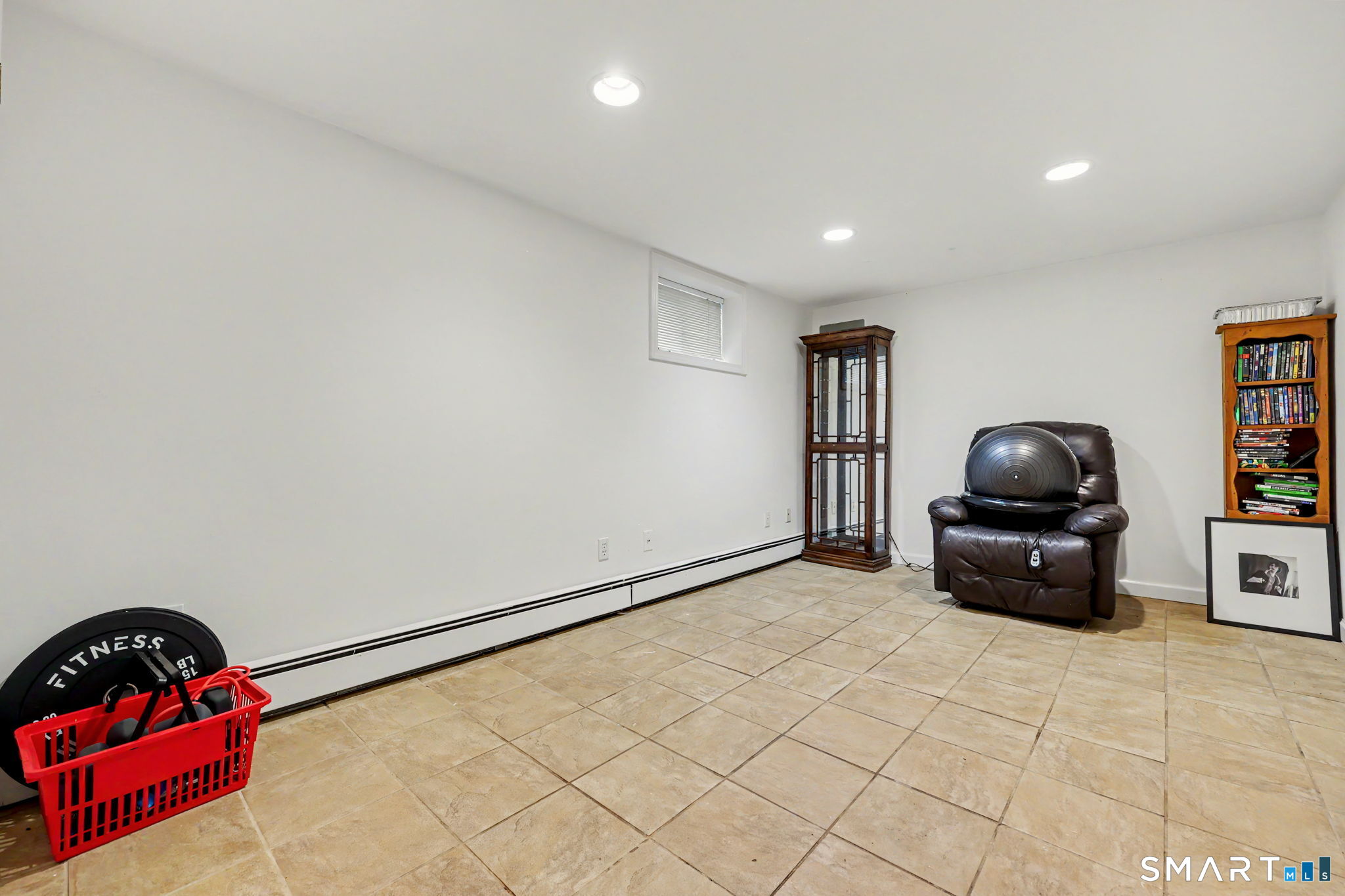 18 Buttonball Trail Norwalk CT 06851