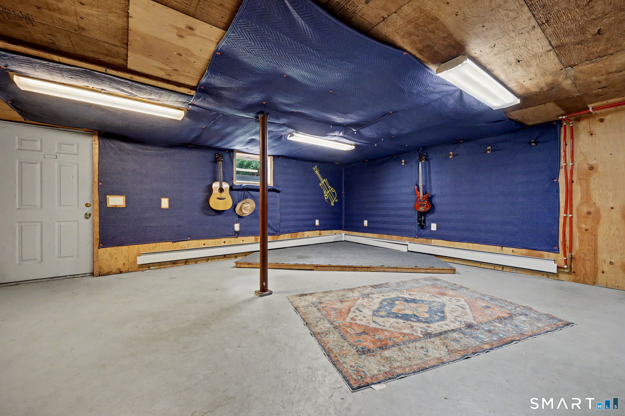 18 Buttonball Trail Norwalk CT 06851