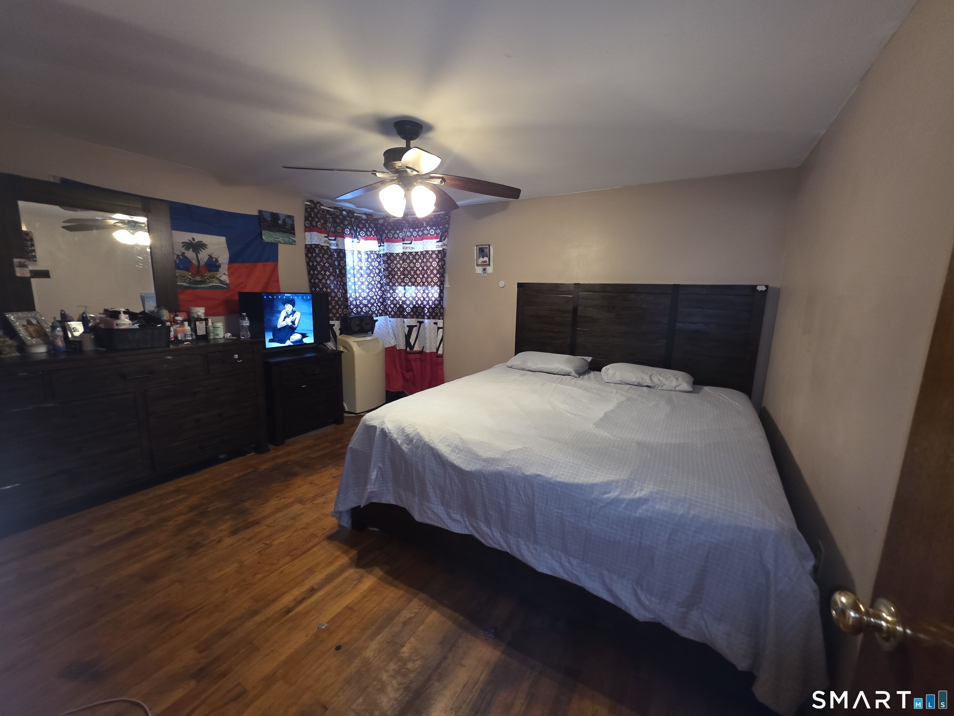 8 Matthew Road East Hartford CT 06108