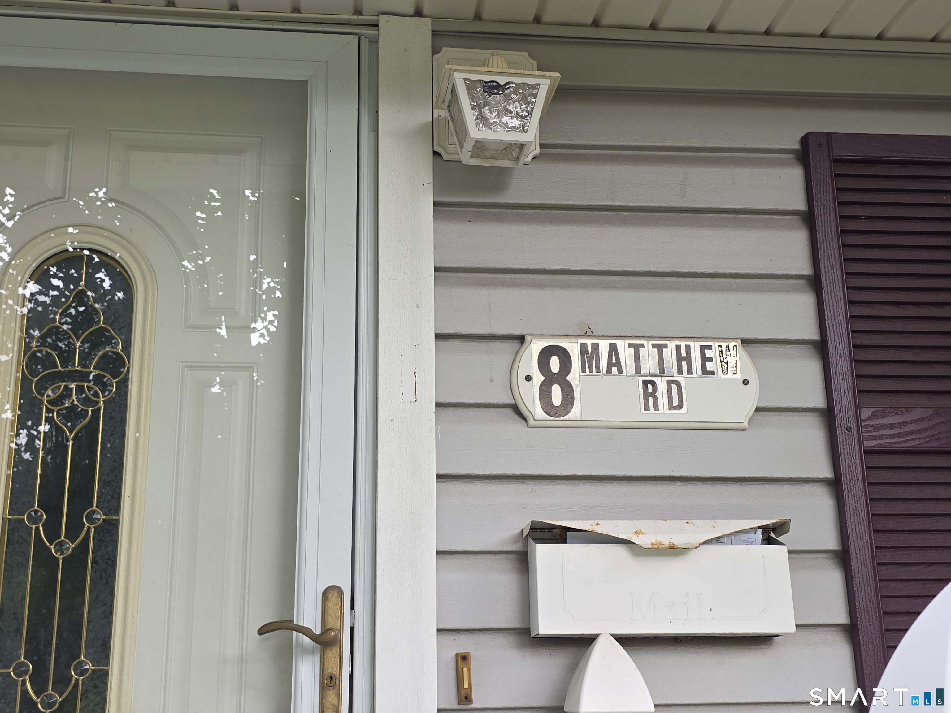 8 Matthew Road East Hartford CT 06108