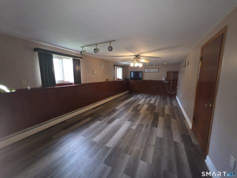 8 Matthew Road East Hartford CT 06108