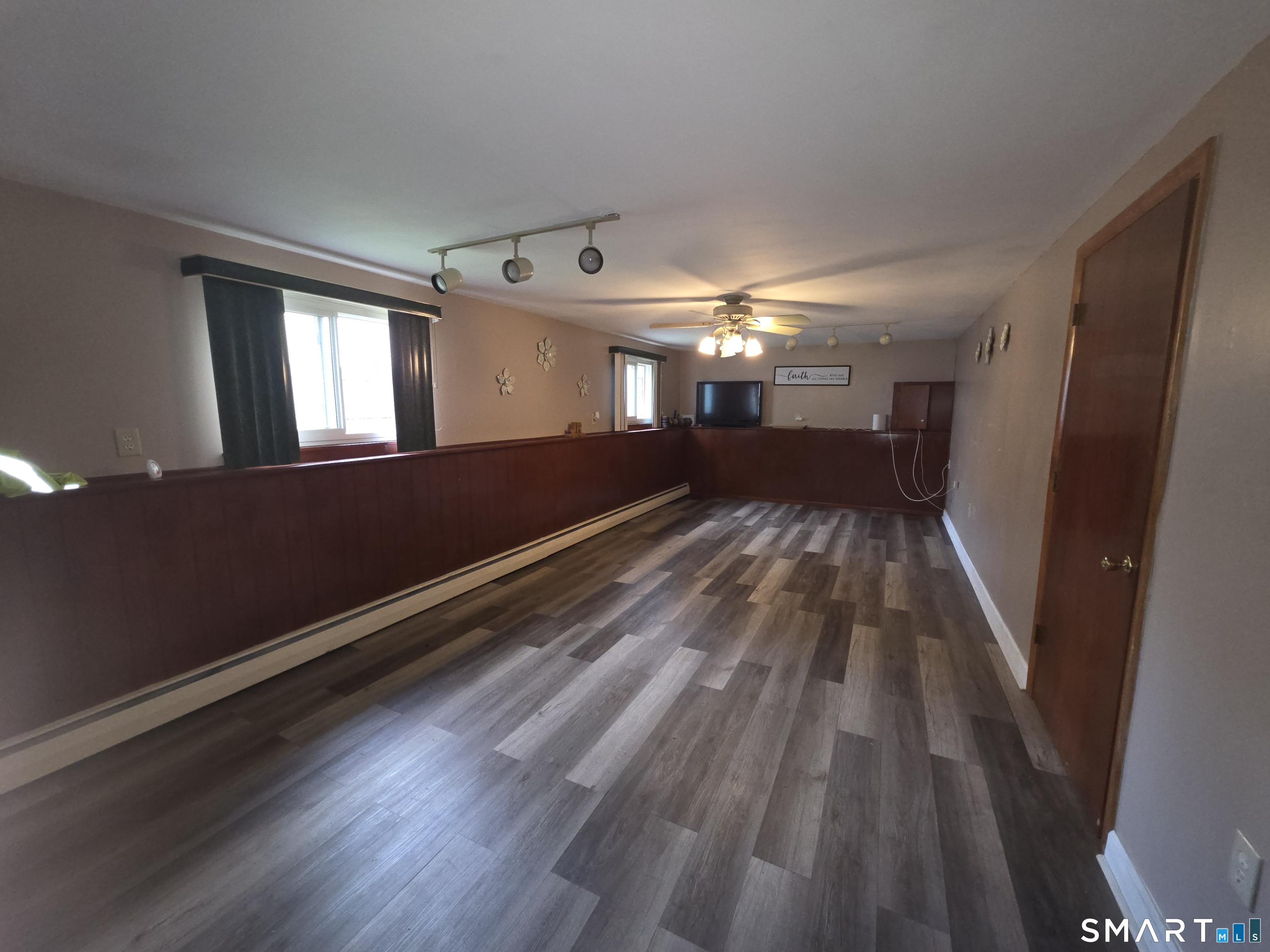8 Matthew Road East Hartford CT 06108