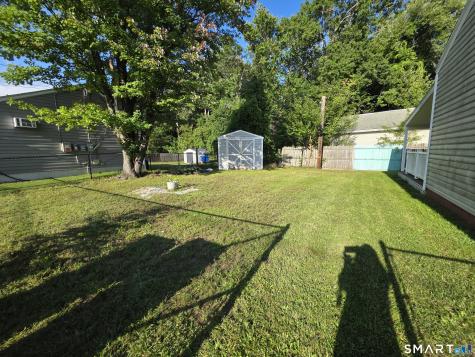 8 Matthew Road East Hartford CT 06108