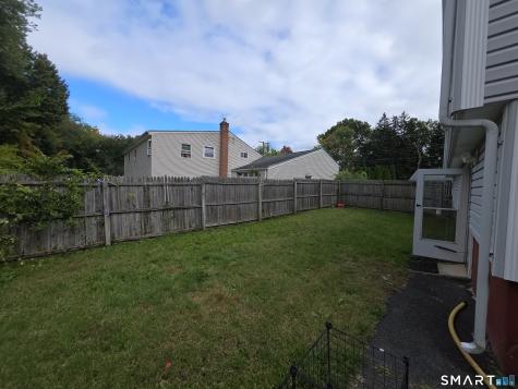 8 Matthew Road East Hartford CT 06108