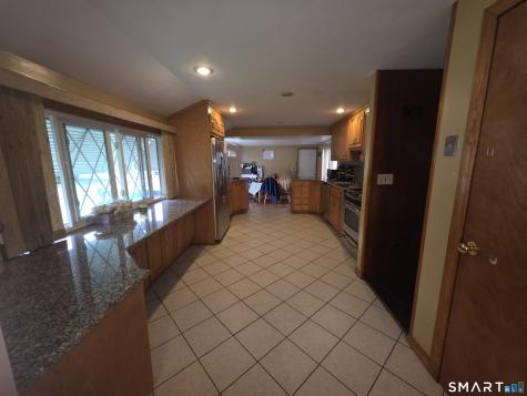 8 Matthew Road East Hartford CT 06108