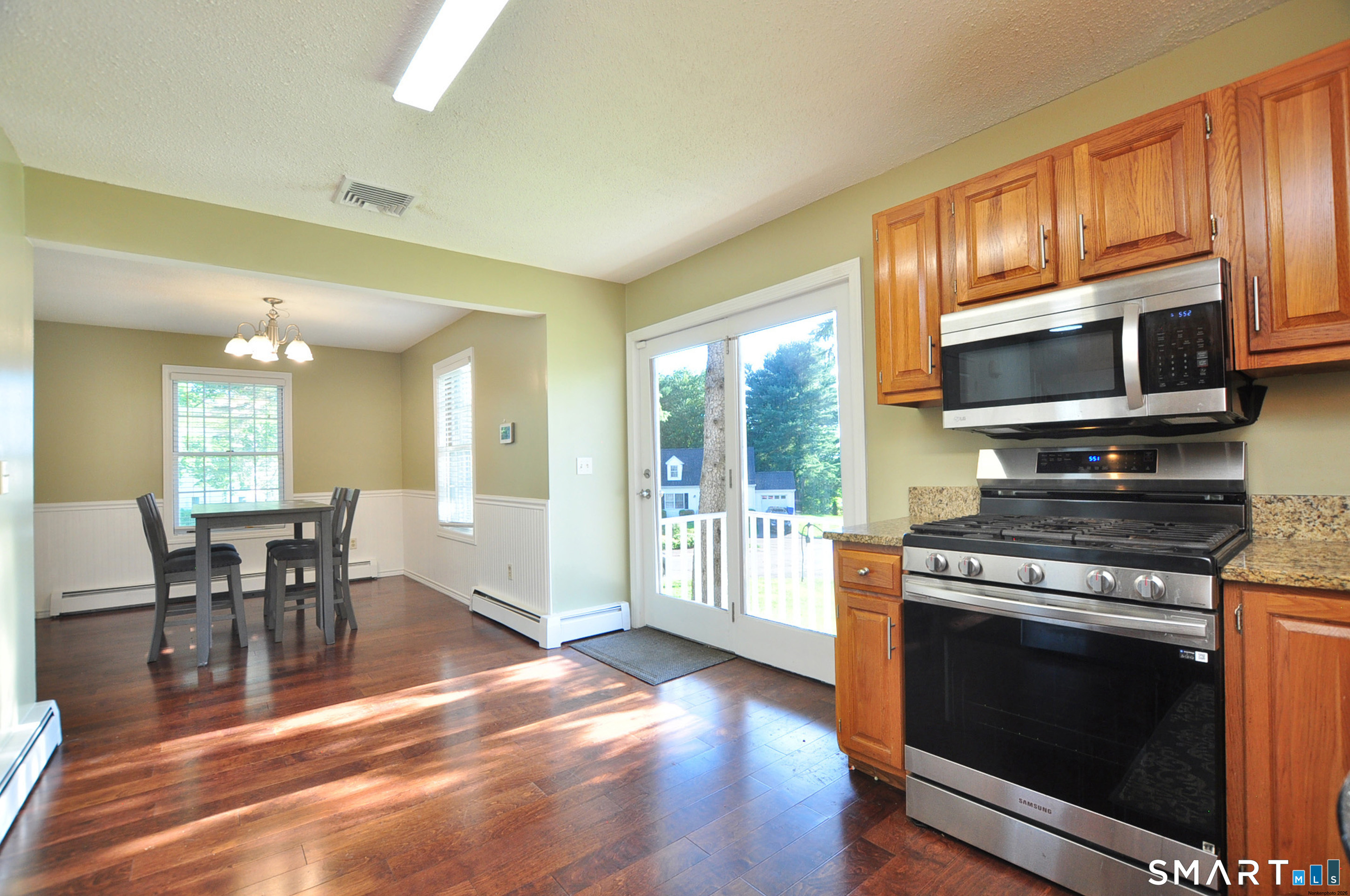 7 Bittersweet Lane South Windsor CT 06074