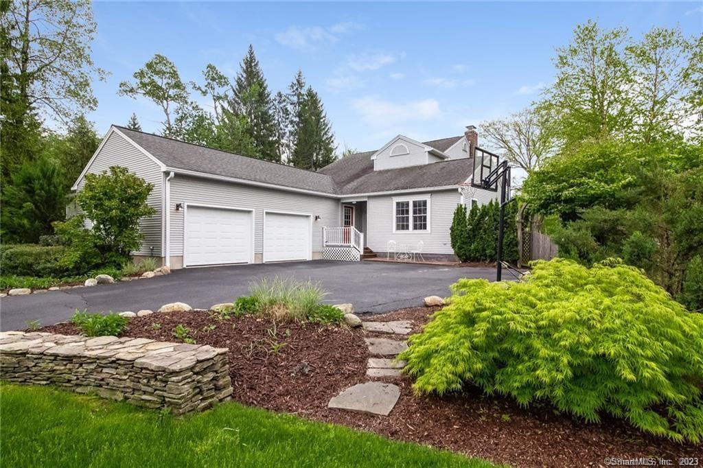 47 Country Club Lane East Granby CT 06026