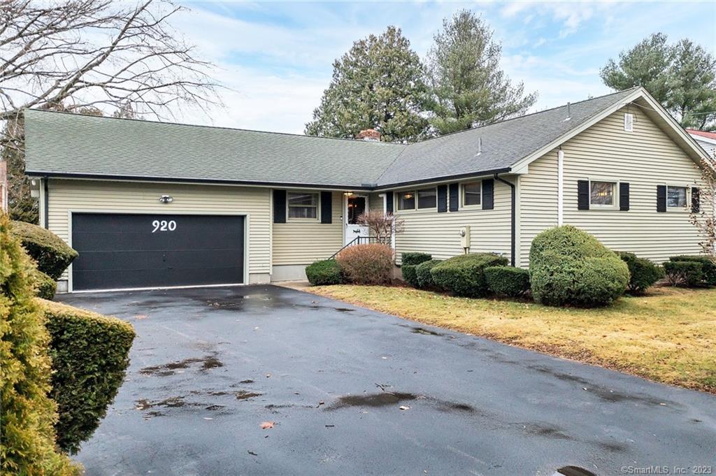 920 Ocean Avenue New London CT 06320