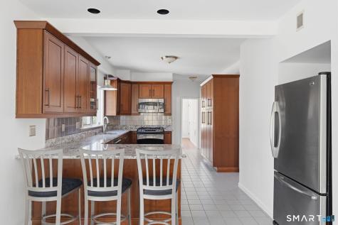 252 Willard Avenue Newington CT 06111