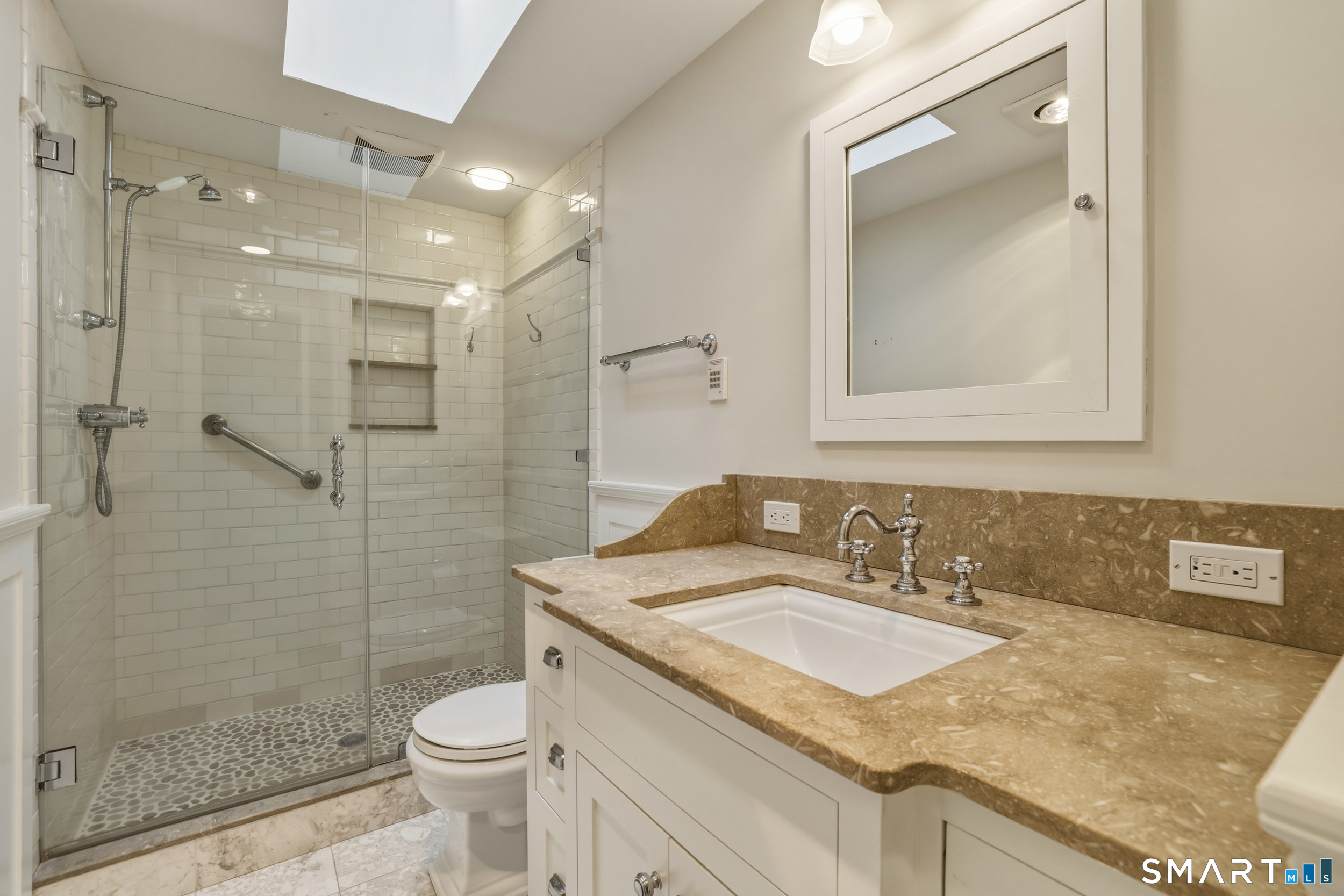 17 Curtiss Road Woodbury CT 06798