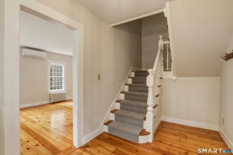 17 Curtiss Road Woodbury CT 06798