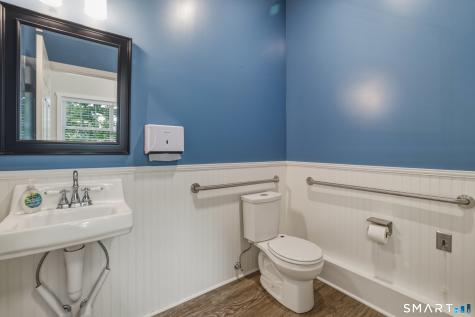 17 Curtiss Road Woodbury CT 06798