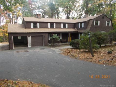 120 Stony Corners Circle Avon CT 06001