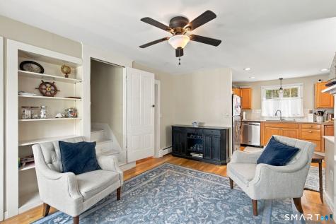 8 Prospect Street Essex CT 06426