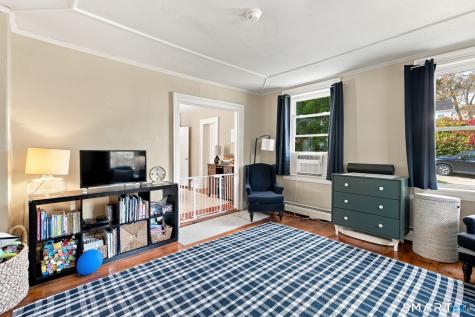 8 Prospect Street Essex CT 06426