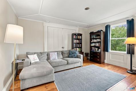 8 Prospect Street Essex CT 06426