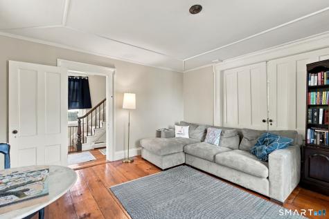 8 Prospect Street Essex CT 06426