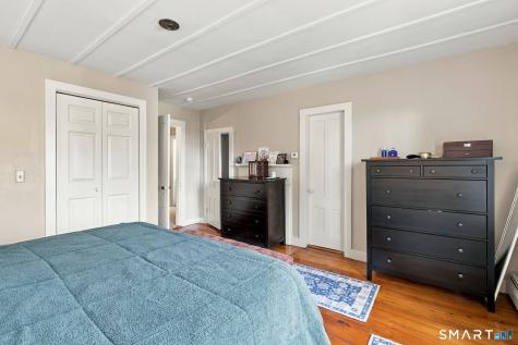 8 Prospect Street Essex CT 06426
