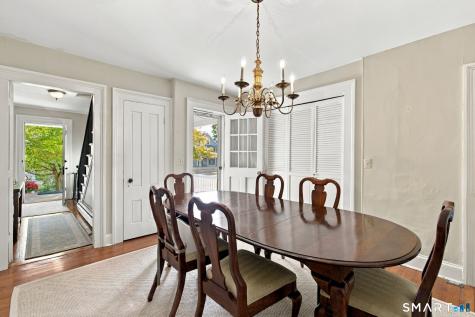 8 Prospect Street Essex CT 06426