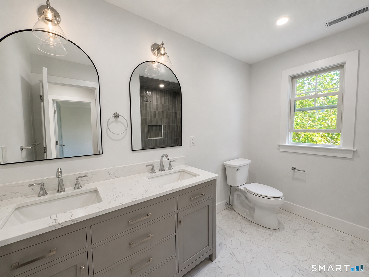 41 Pepperbush Lane Fairfield CT 06824