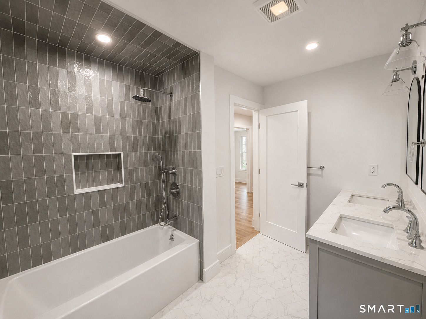 41 Pepperbush Lane Fairfield CT 06824