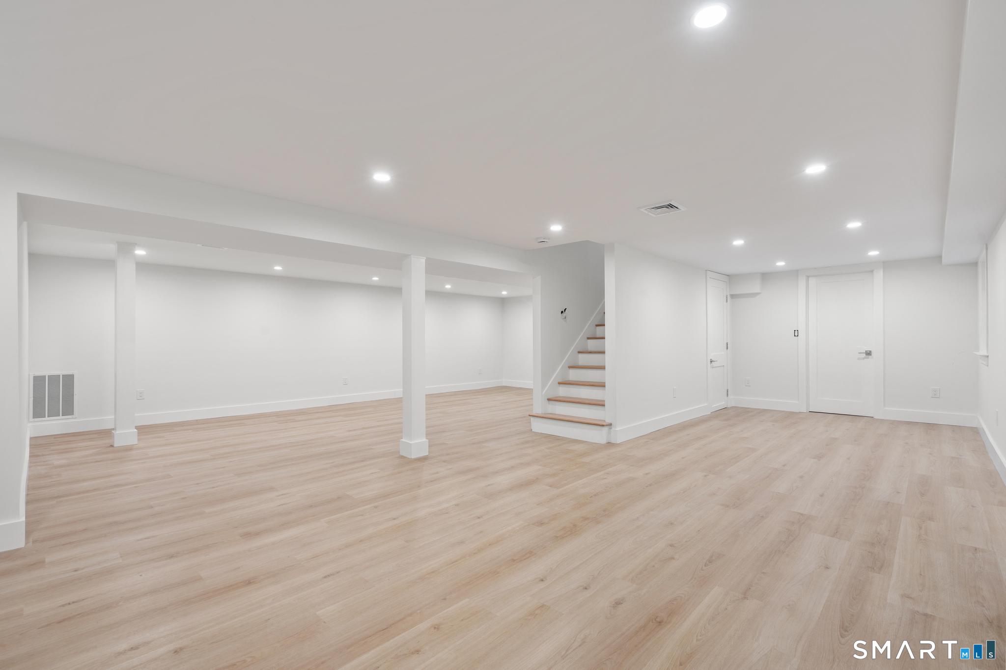 41 Pepperbush Lane Fairfield CT 06824