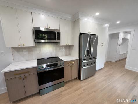 41 Pepperbush Lane Fairfield CT 06824