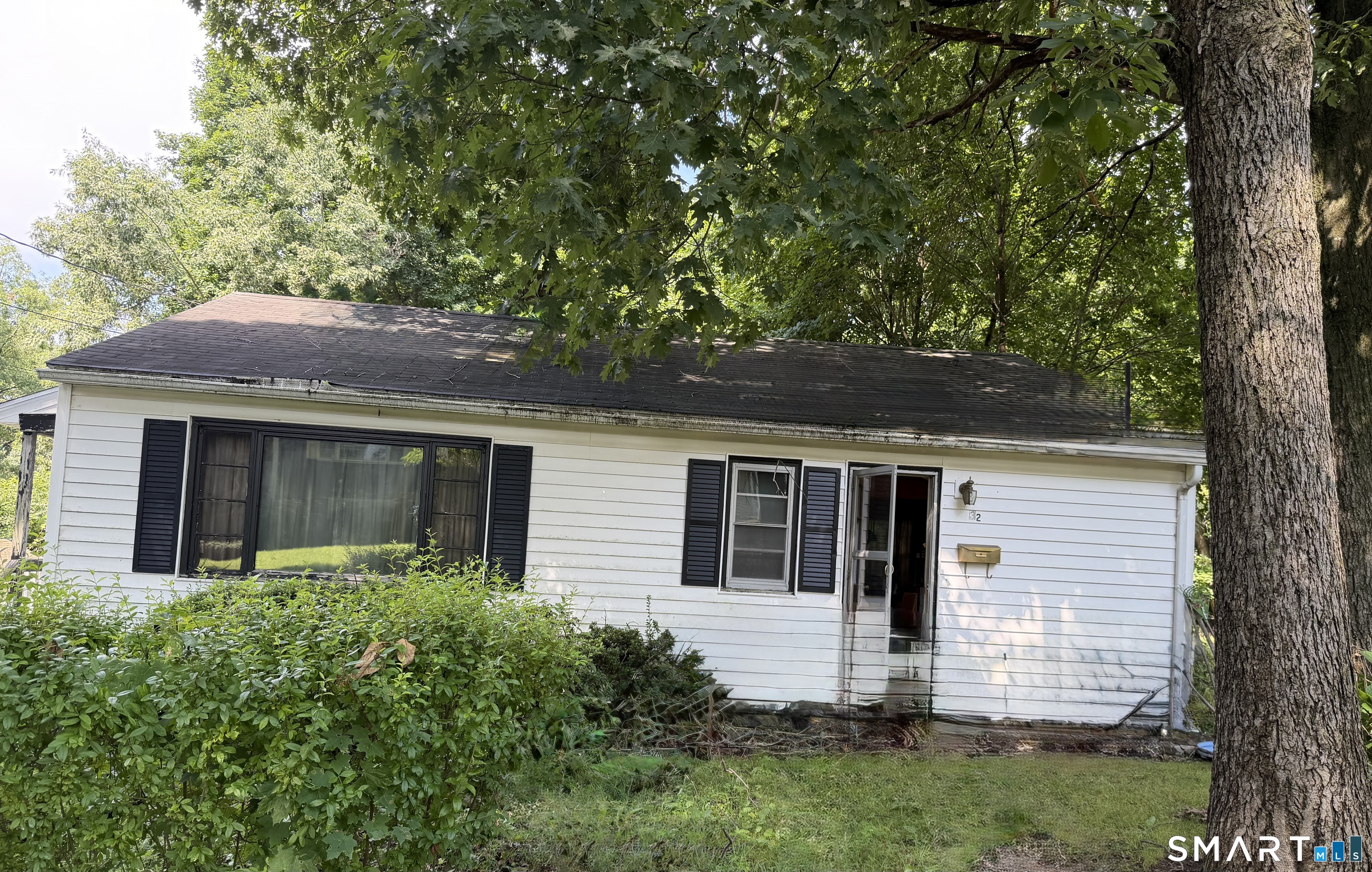 32 Visconti Avenue Waterbury CT 06704