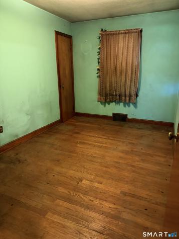 32 Visconti Avenue Waterbury CT 06704