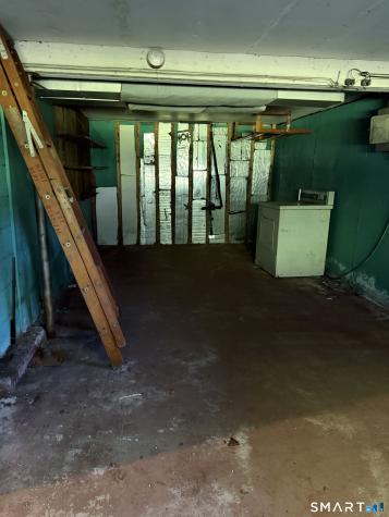32 Visconti Avenue Waterbury CT 06704