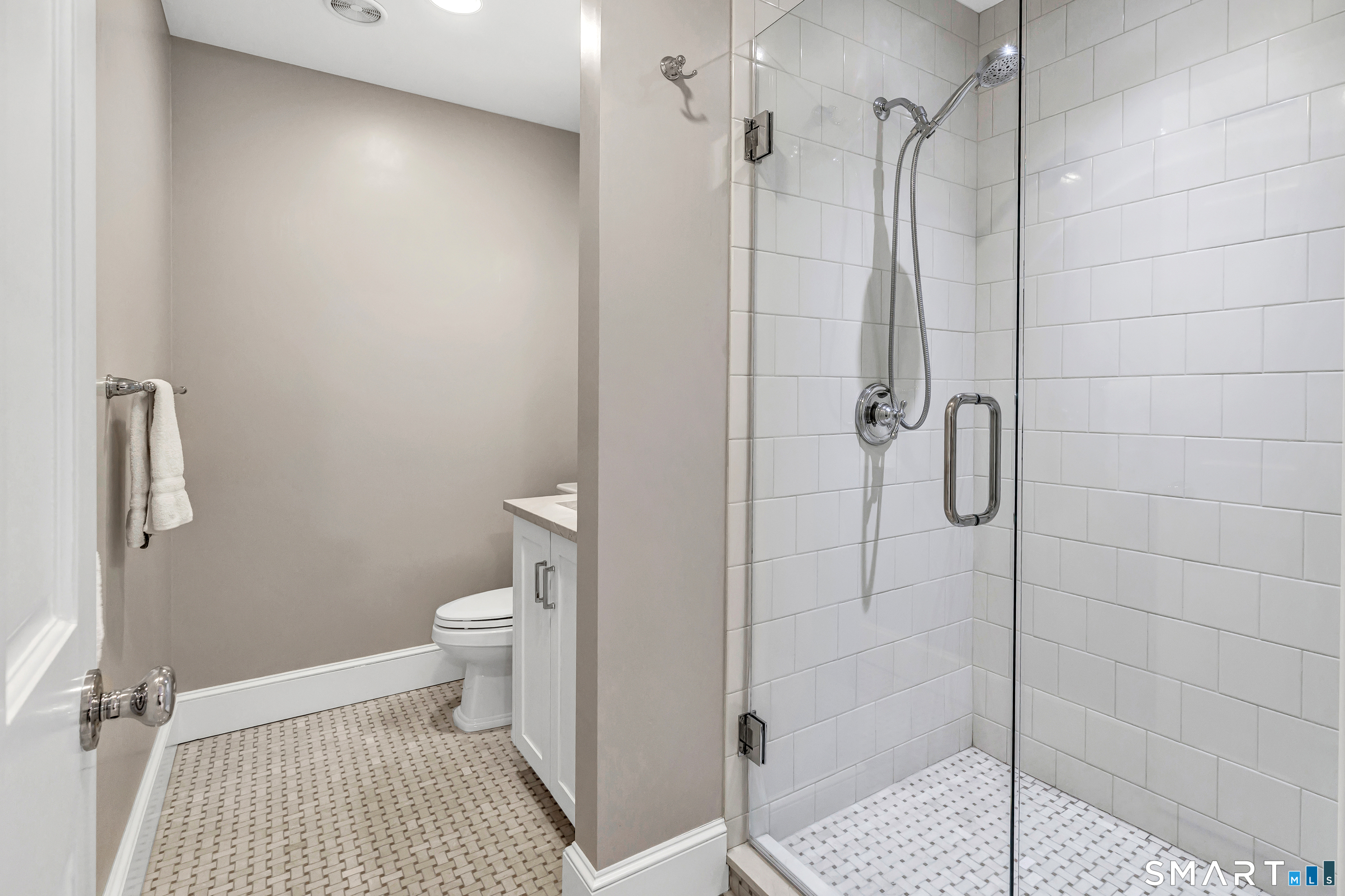 129 Quarter Horse Lane Fairfield CT 06824