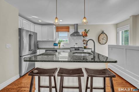 29 Berkshire Drive Brookfield CT 06804