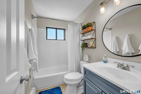 29 Berkshire Drive Brookfield CT 06804
