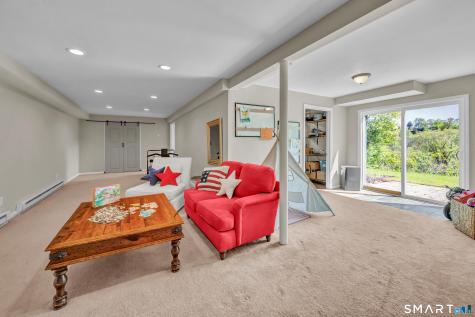 29 Berkshire Drive Brookfield CT 06804