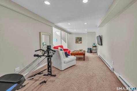 29 Berkshire Drive Brookfield CT 06804