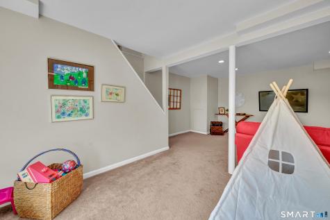 29 Berkshire Drive Brookfield CT 06804
