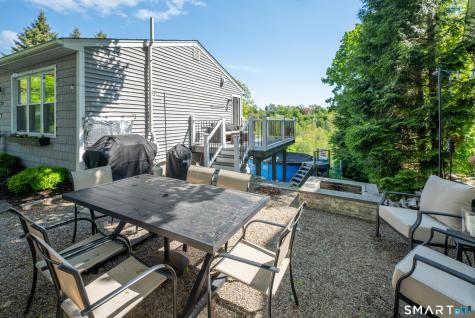 29 Berkshire Drive Brookfield CT 06804