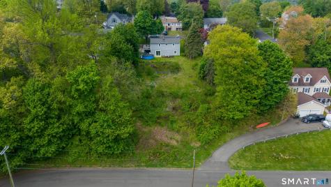 29 Berkshire Drive Brookfield CT 06804