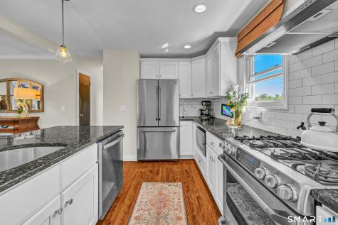 29 Berkshire Drive Brookfield CT 06804