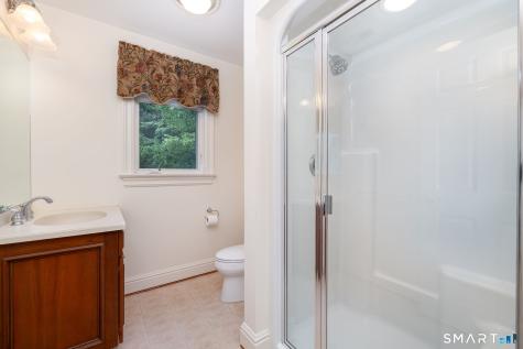 122 Windward Place Southington CT 06489
