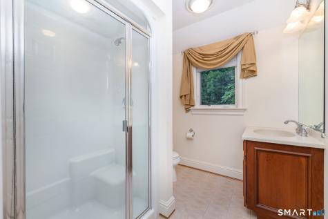122 Windward Place Southington CT 06489