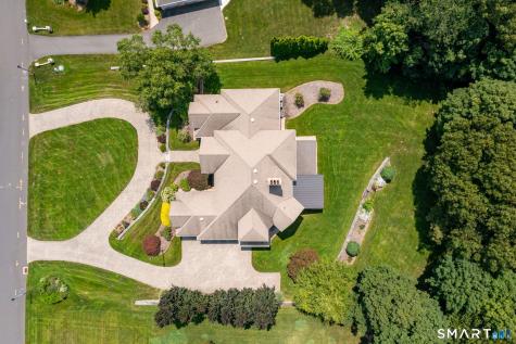 122 Windward Place Southington CT 06489