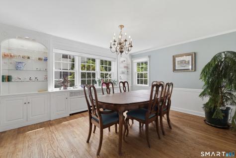 104 Newport Avenue West Hartford CT 06107