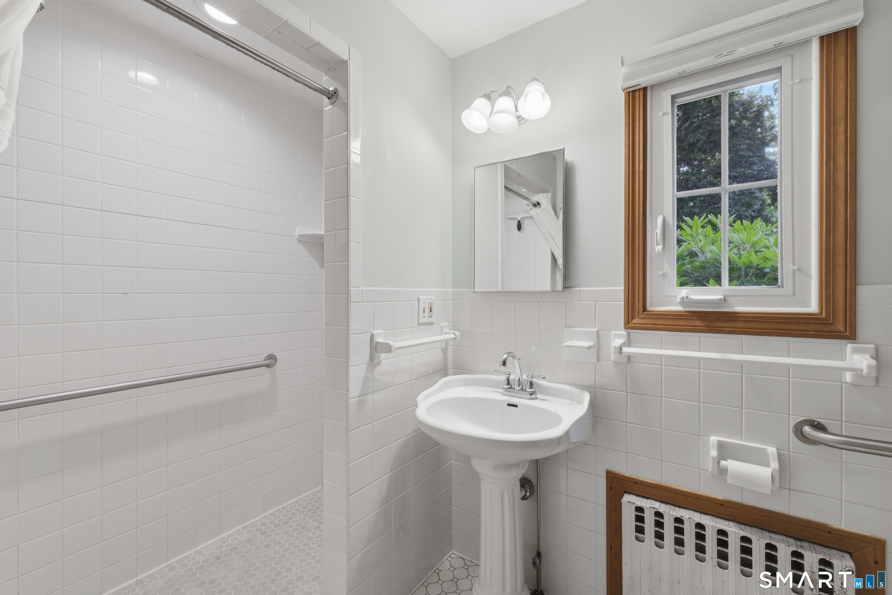 104 Newport Avenue West Hartford CT 06107