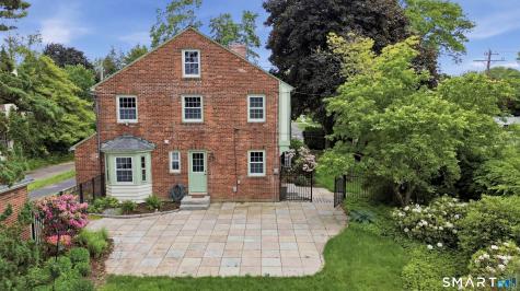 104 Newport Avenue West Hartford CT 06107