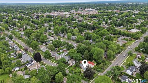 104 Newport Avenue West Hartford CT 06107